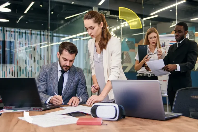 دراسة إدارة الأعمال في تونس