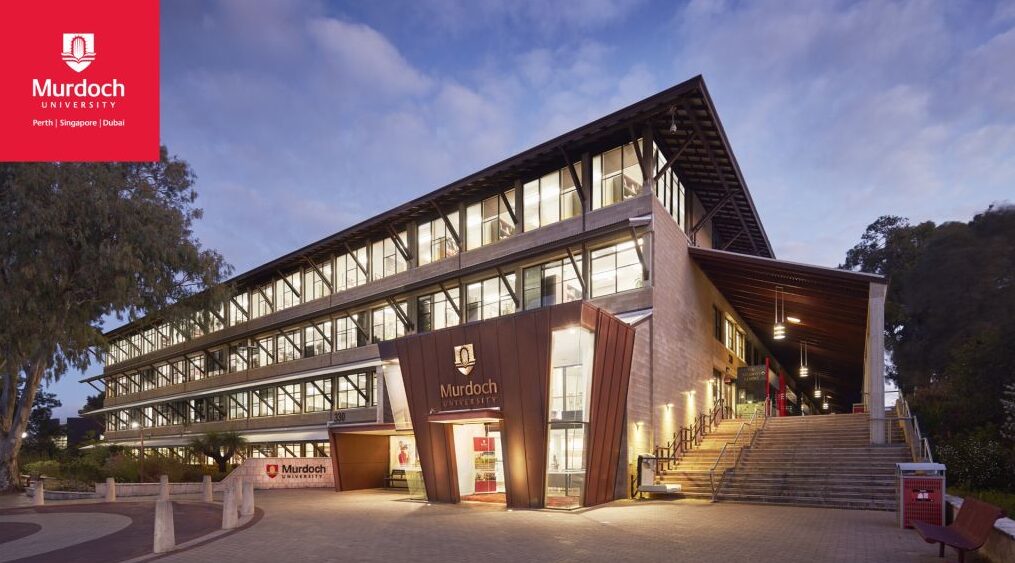 منح الترحيب الدولية من جامعة مردوخ في أستراليا